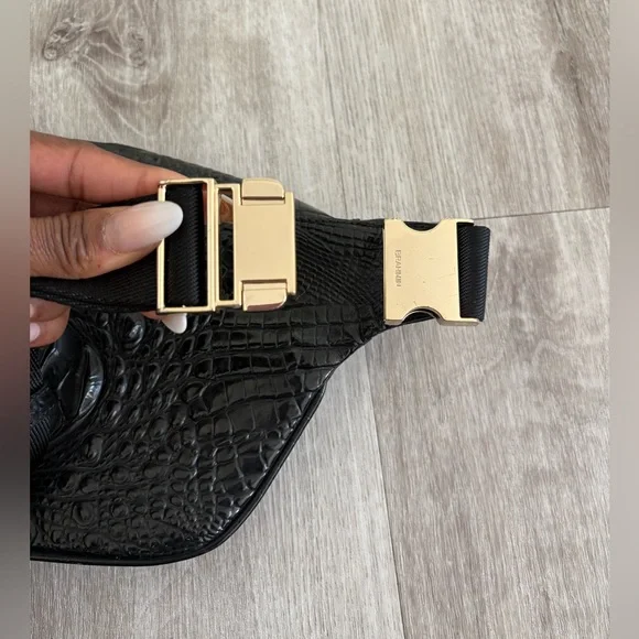 BRAHMIN BAG 🔥Black Croc Embossed Belt Bag - Picture 5 of 5
